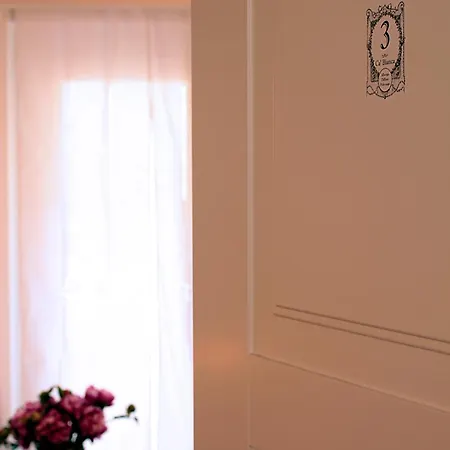 Residenza Ca Bianca - Malvasia アパート